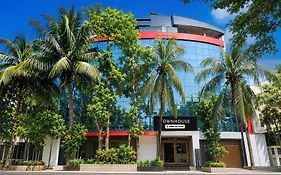 Townhouse Deshapriya Park Kolkata Formerly Dk Inn